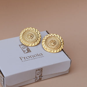 Aretes Kleos
