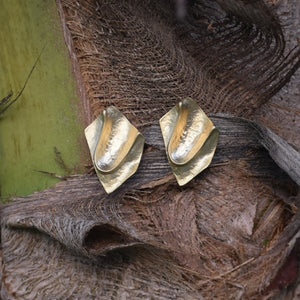Arete mujer dorado