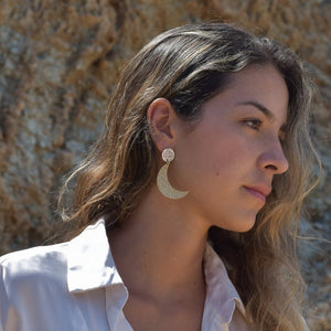Arete mujer dorado o combinado