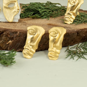 Arete mujer dorado